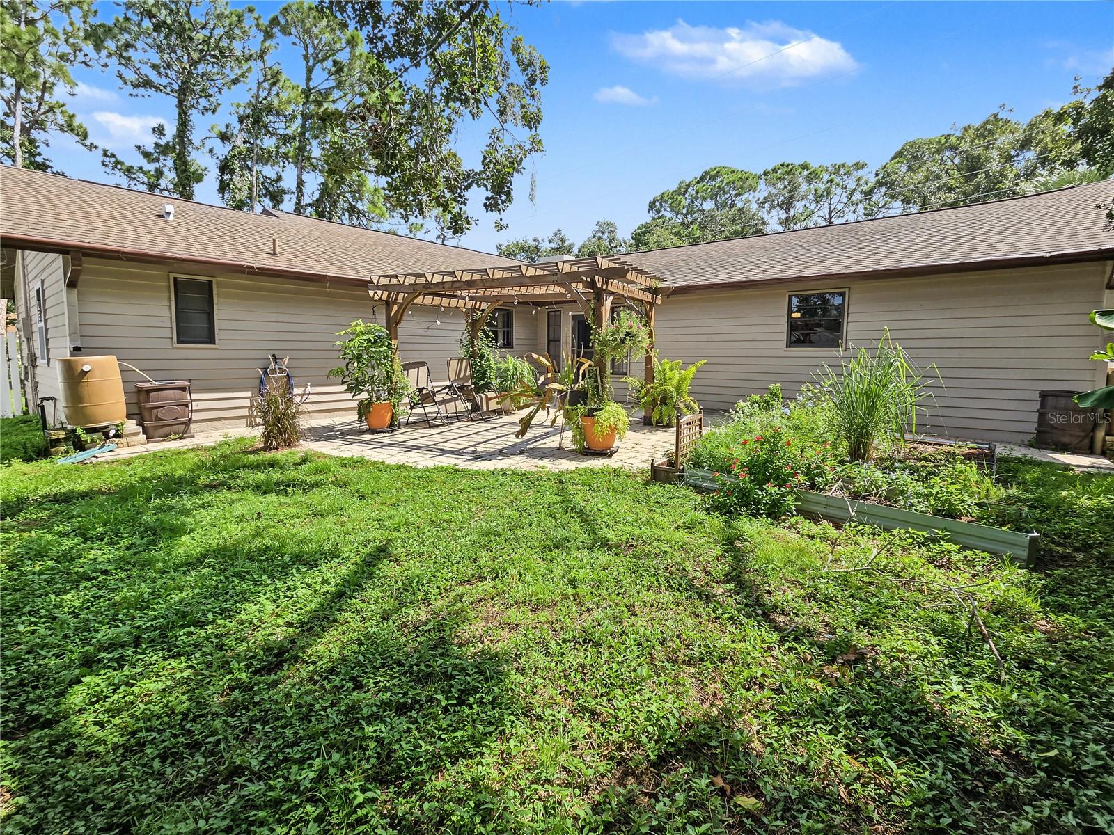 4598 CACTUS AVE