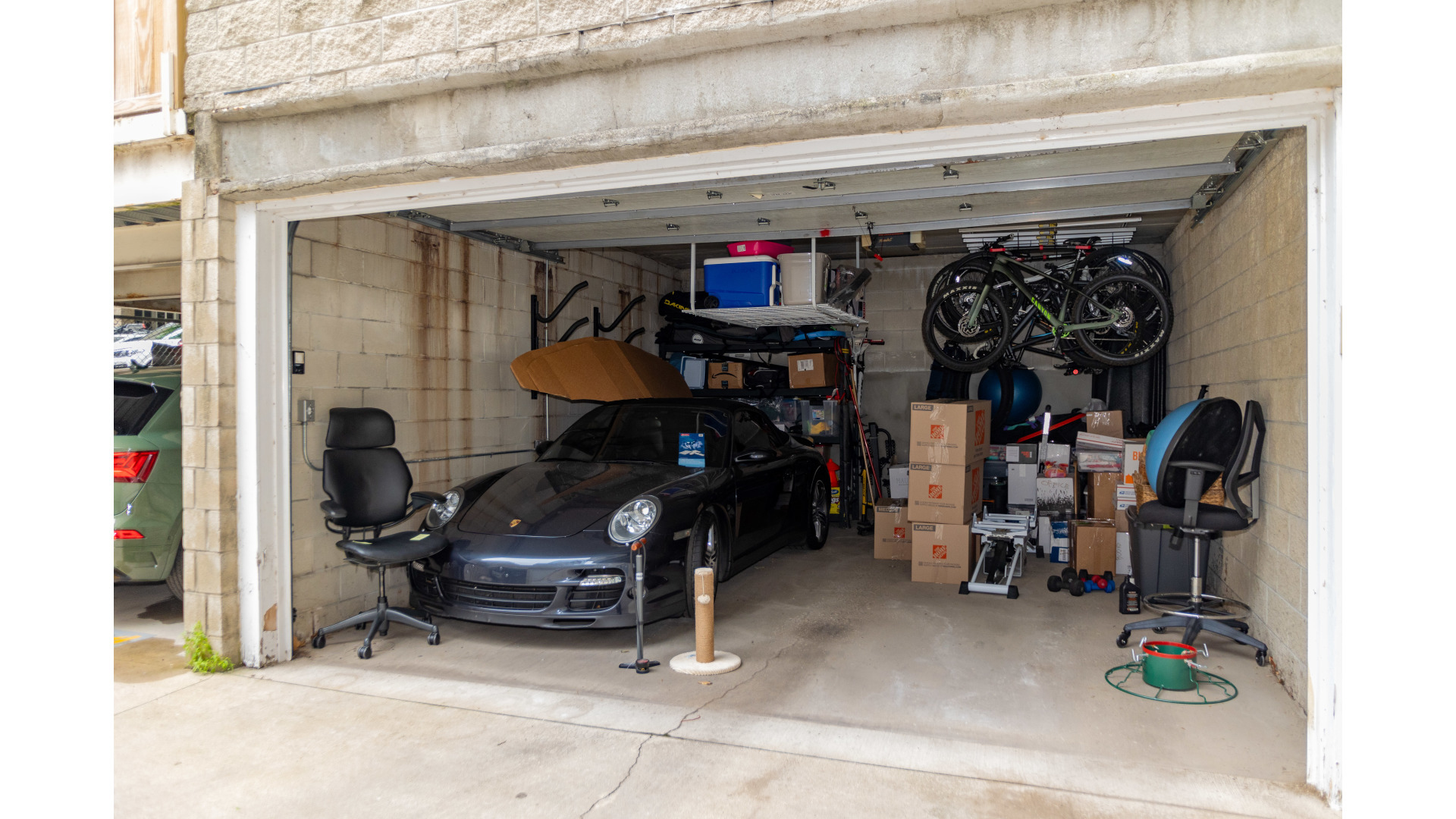 436 W Belmont Avenue Unit: 401