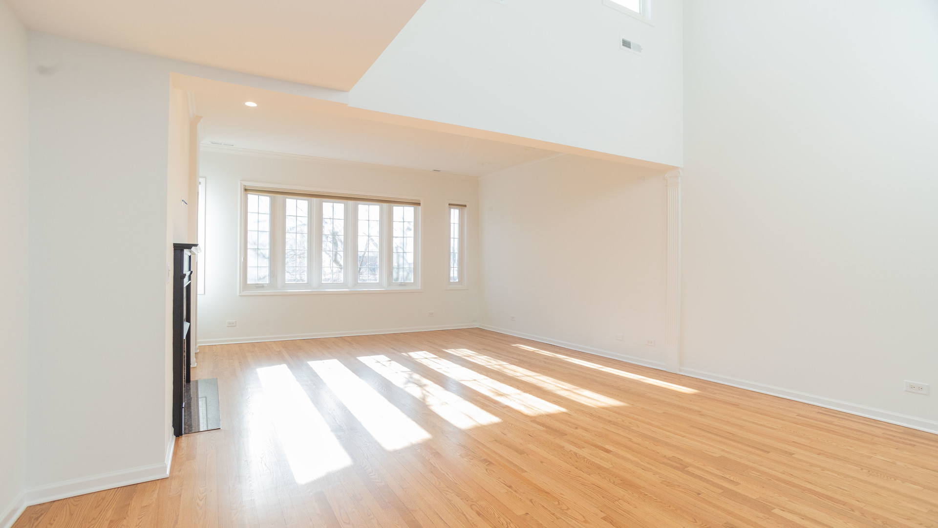 436 W Belmont Avenue Unit: 401