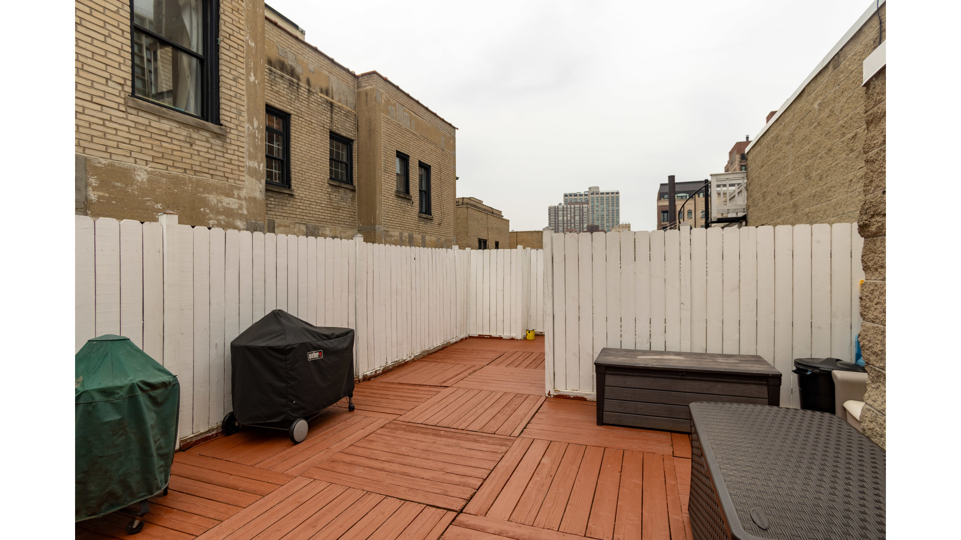 436 W Belmont Avenue Unit: 401