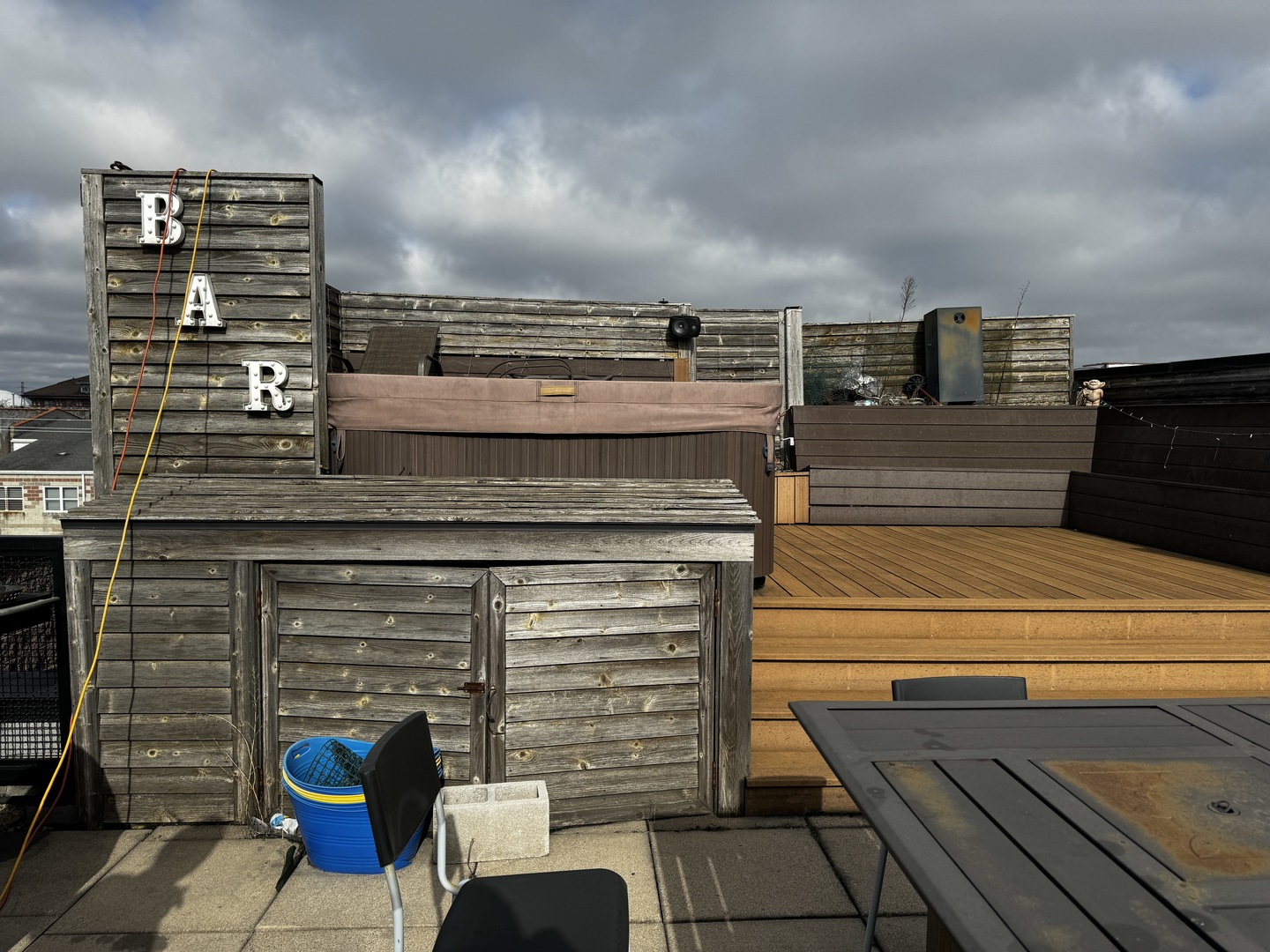 2224 W Madison Street Unit: 302