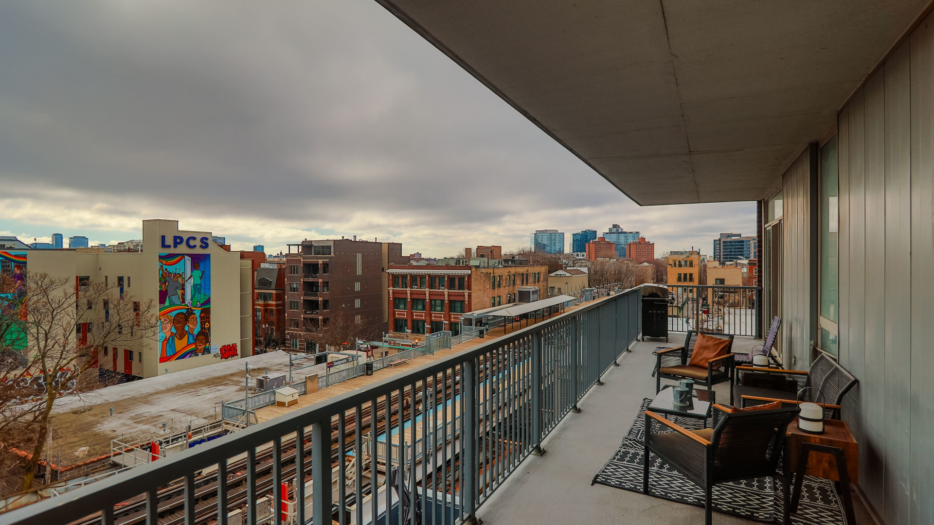 1546 N Orleans Street Unit: 601