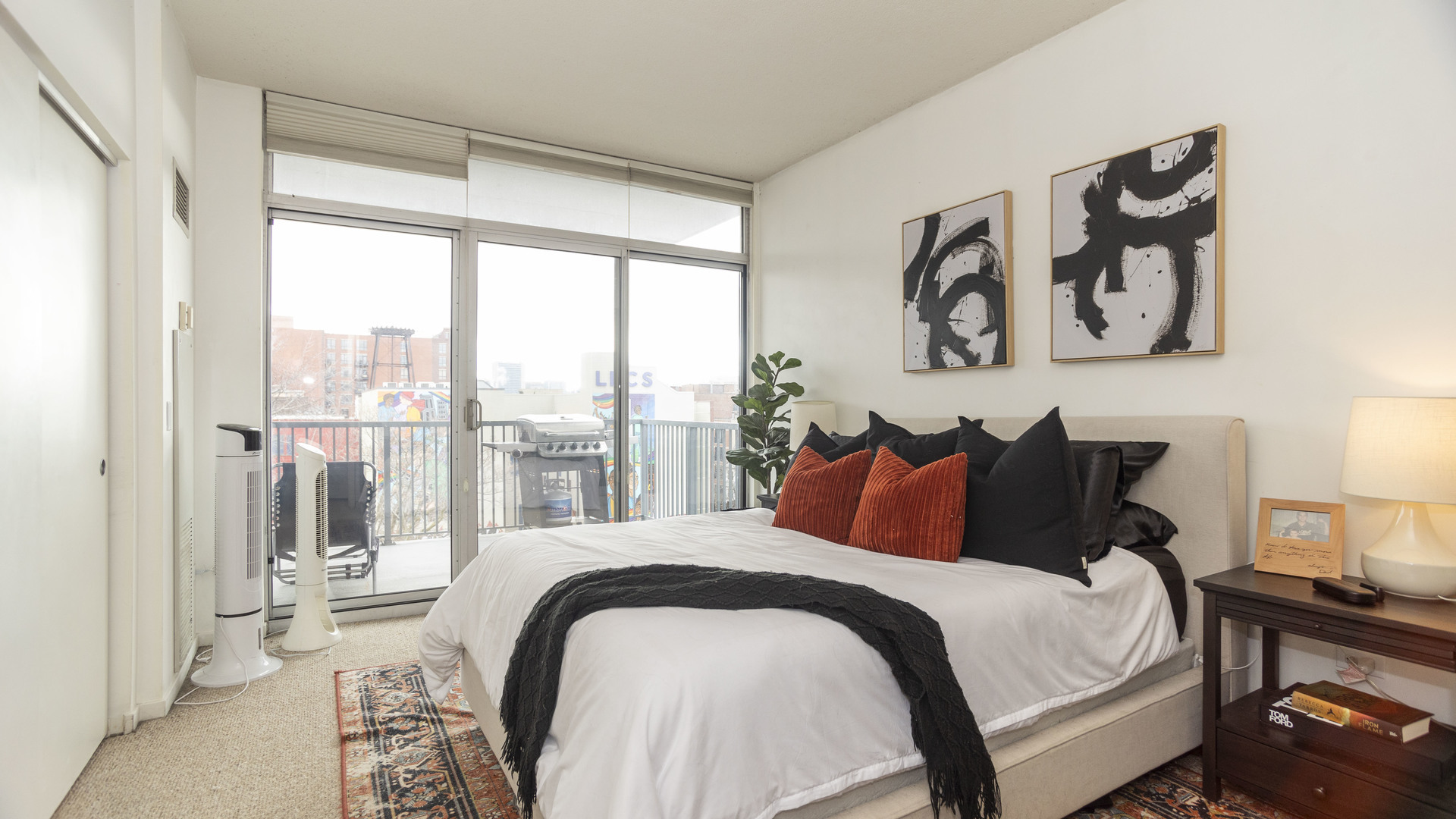 1546 N Orleans Street Unit: 601