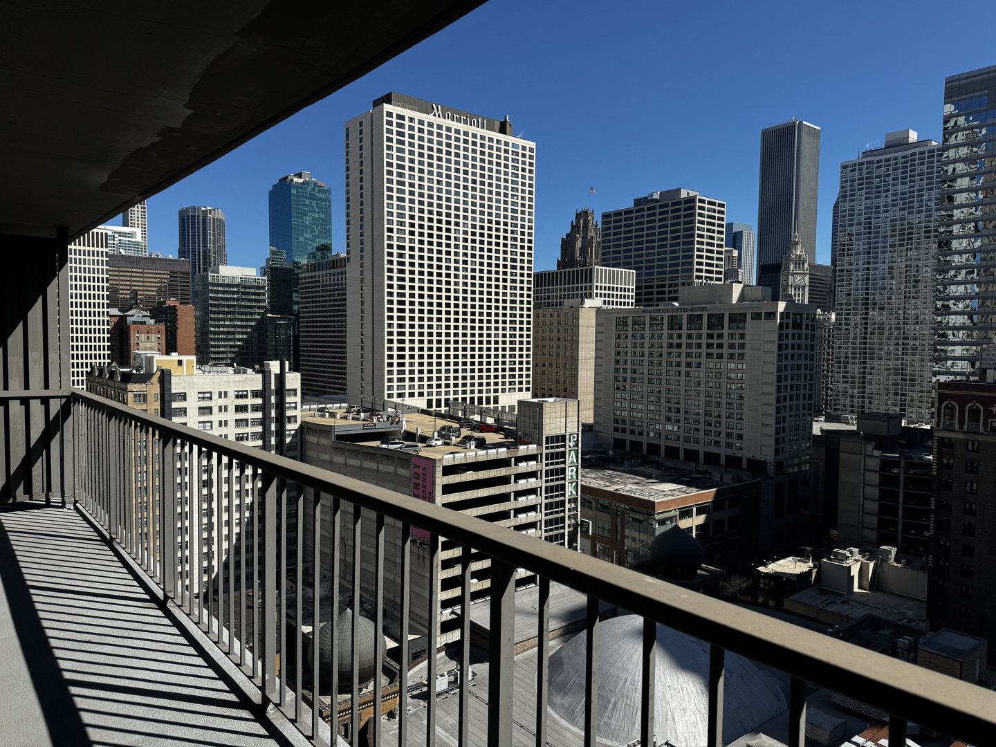 10 E ONTARIO Street Unit: 1903