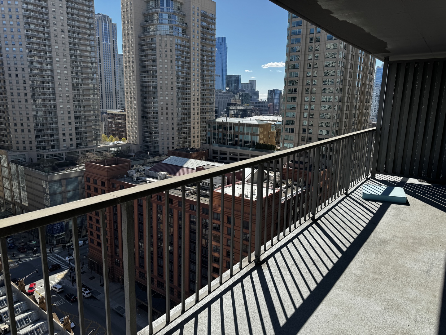 10 E ONTARIO Street Unit: 1903