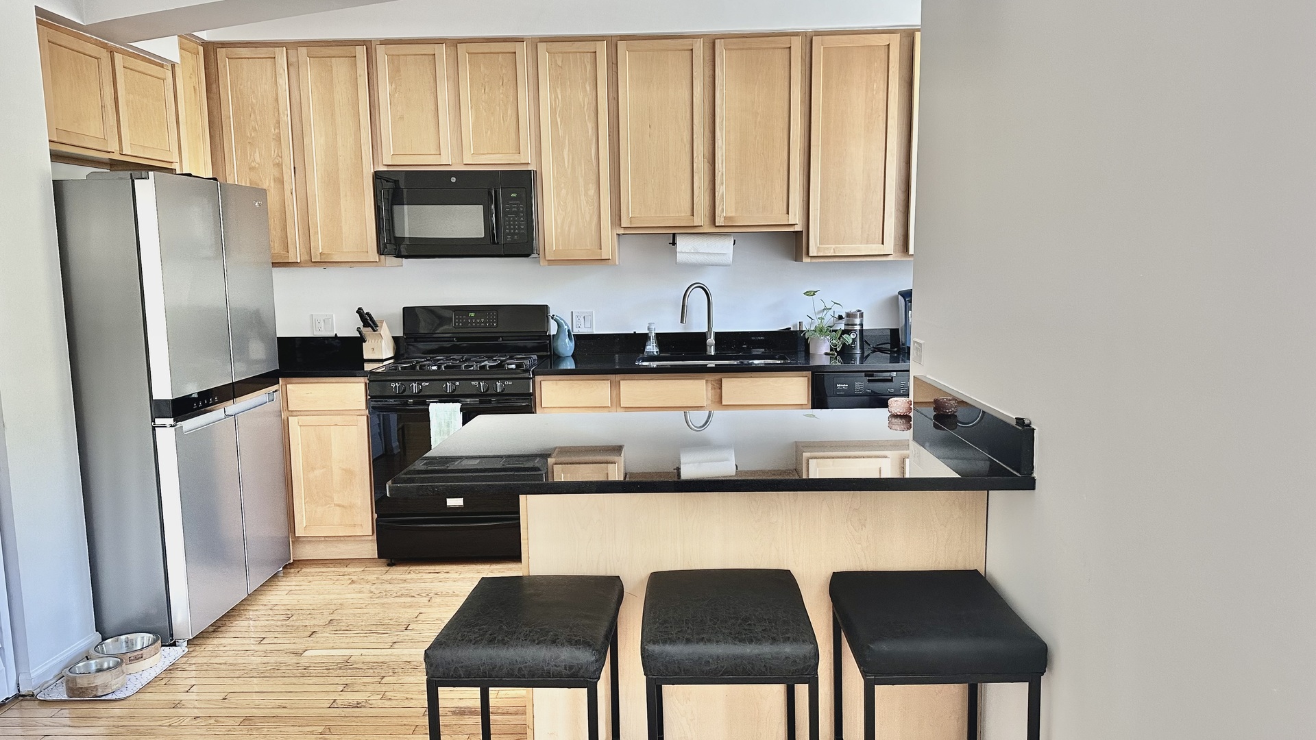 3516 N Sheffield Avenue Unit: 1FS