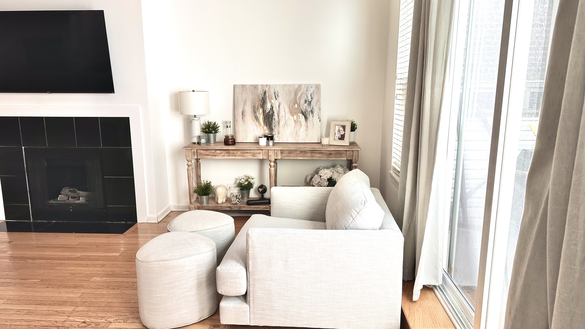 3516 N Sheffield Avenue Unit: 1FS