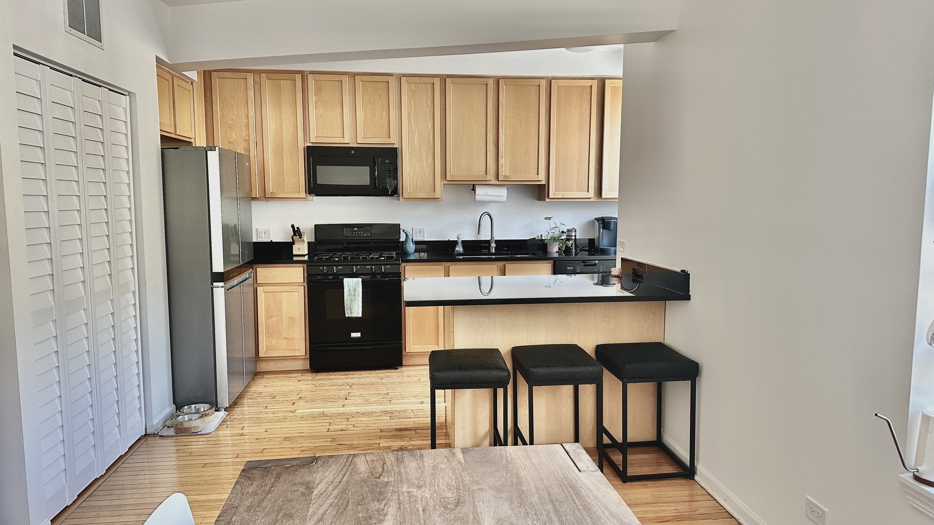 3516 N Sheffield Avenue Unit: 1FS