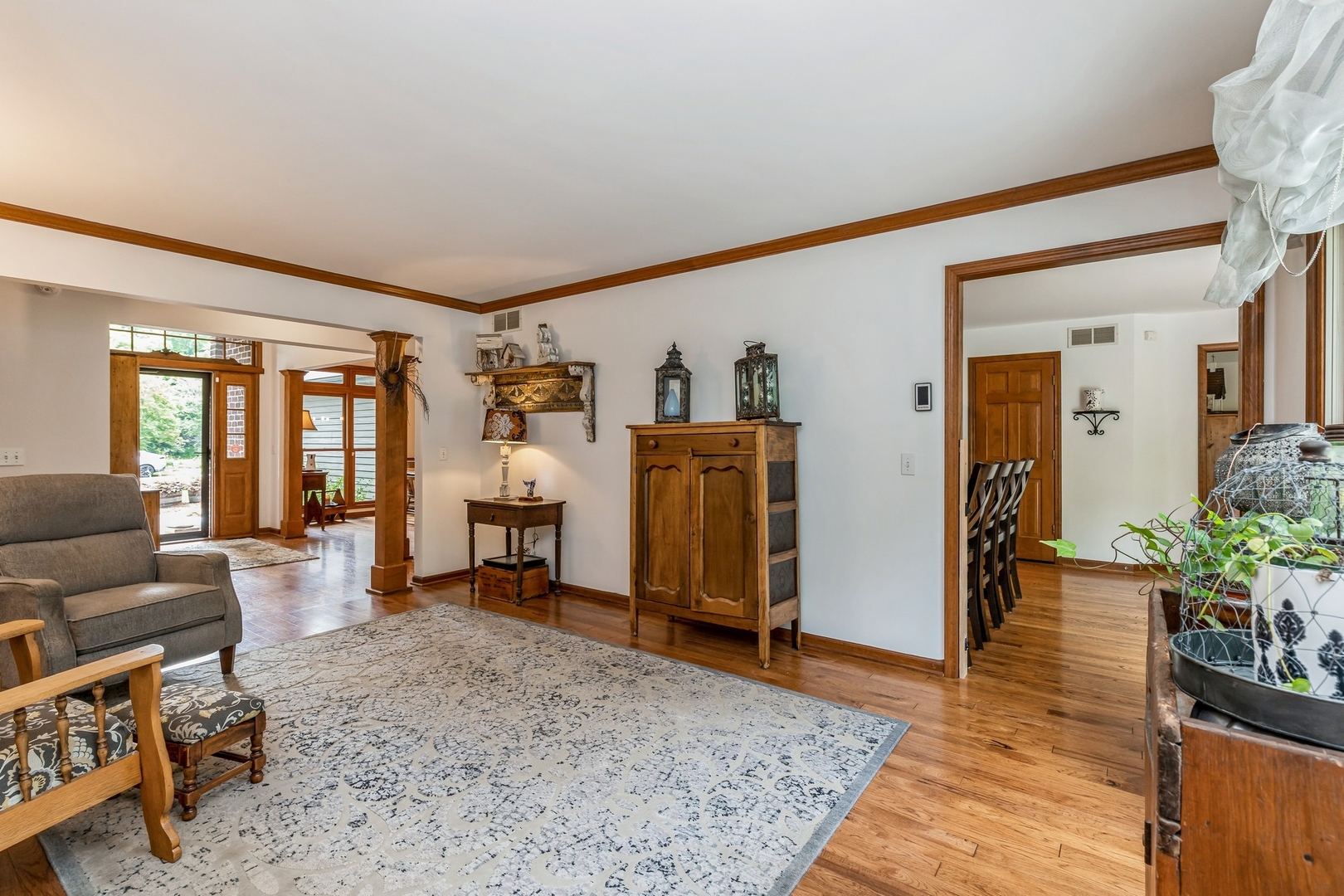 8N681 Edgewood Road