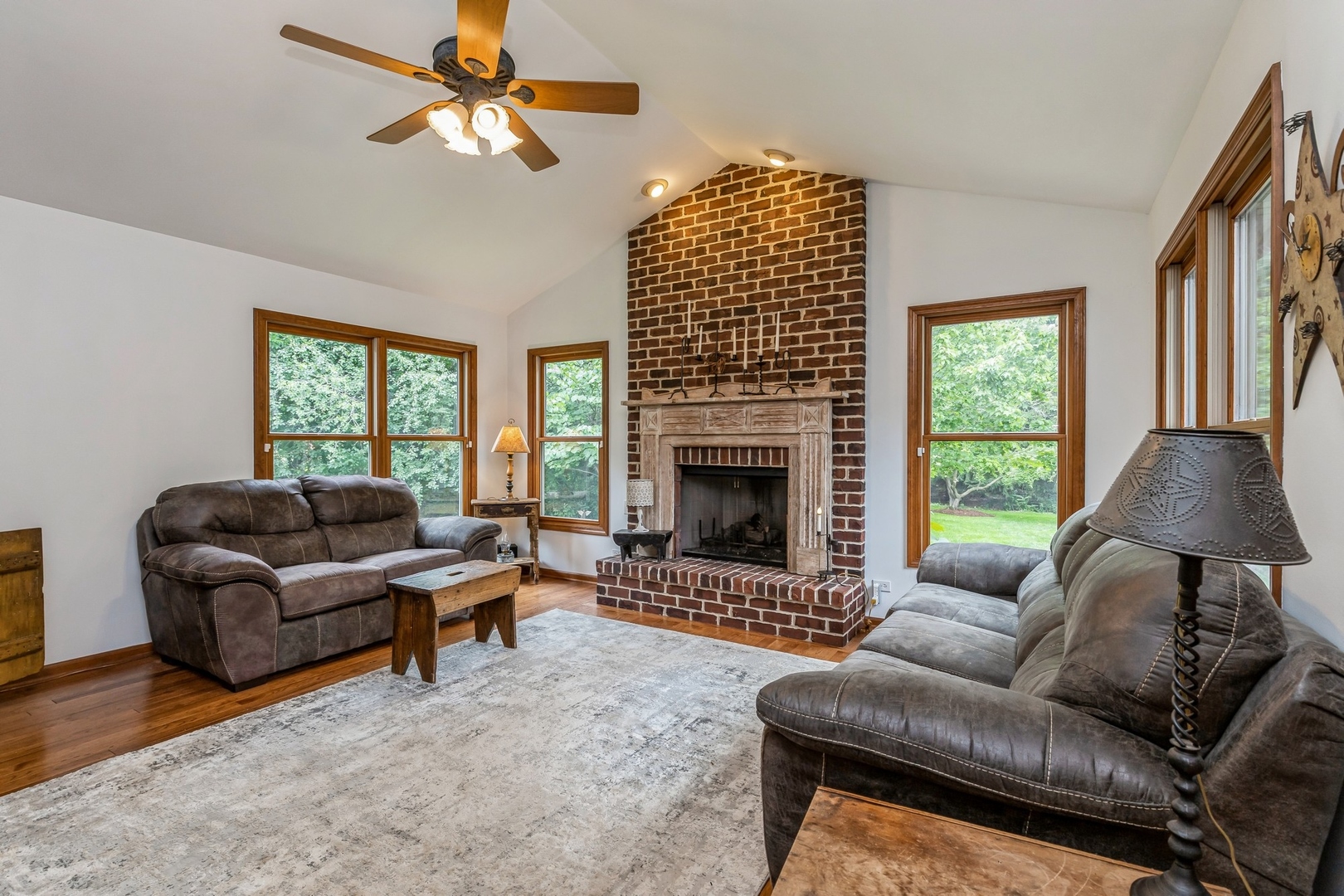 8N681 Edgewood Road