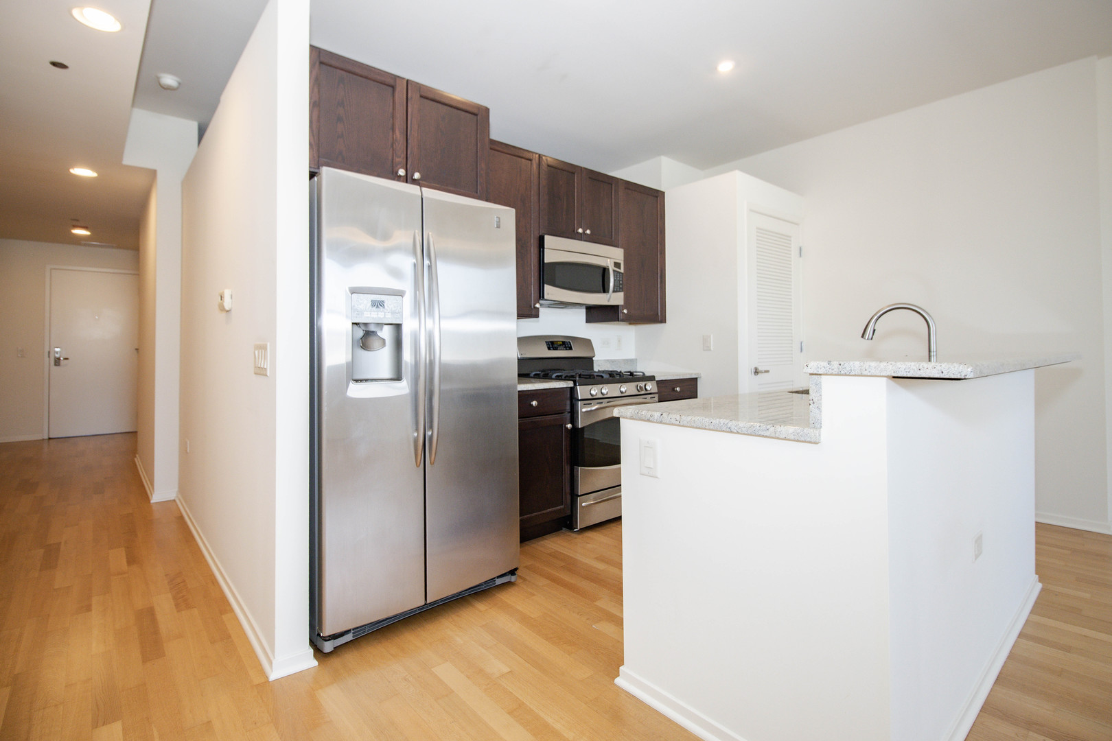 310 S Michigan Avenue Unit: 2111