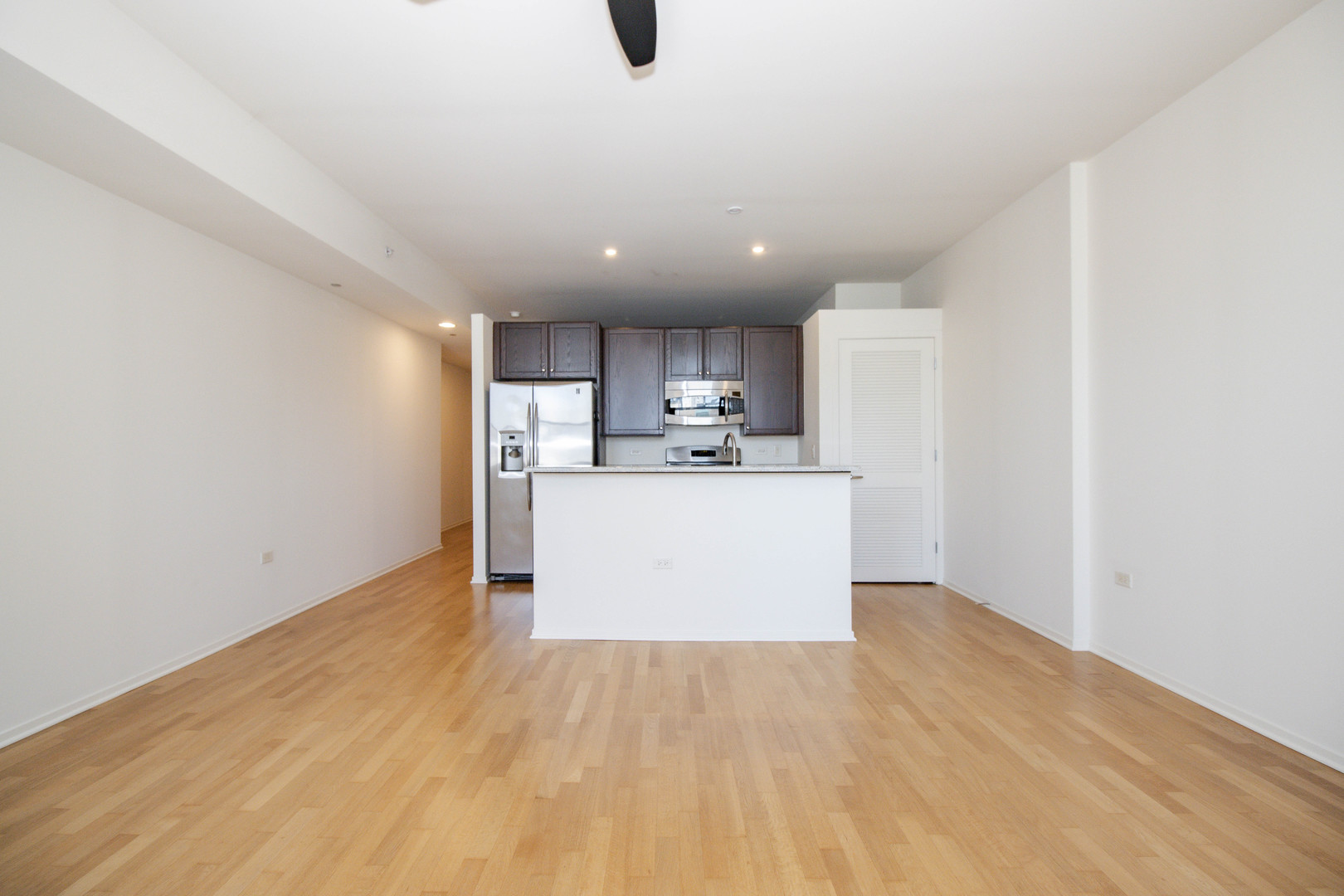310 S Michigan Avenue Unit: 2111