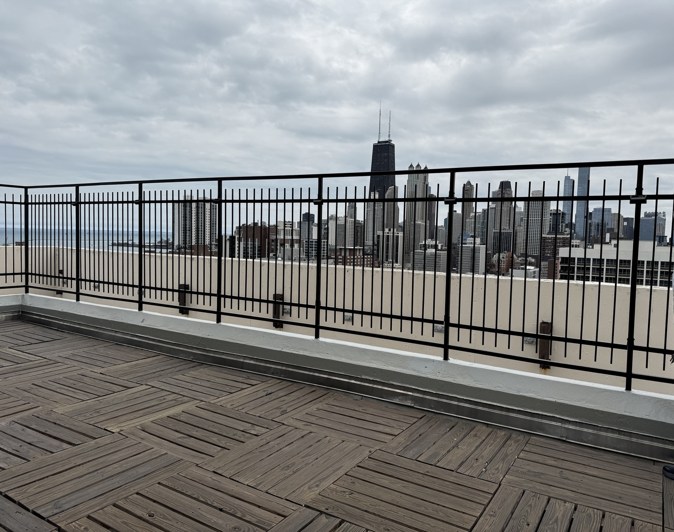 70 W Burton Place Unit: 1101