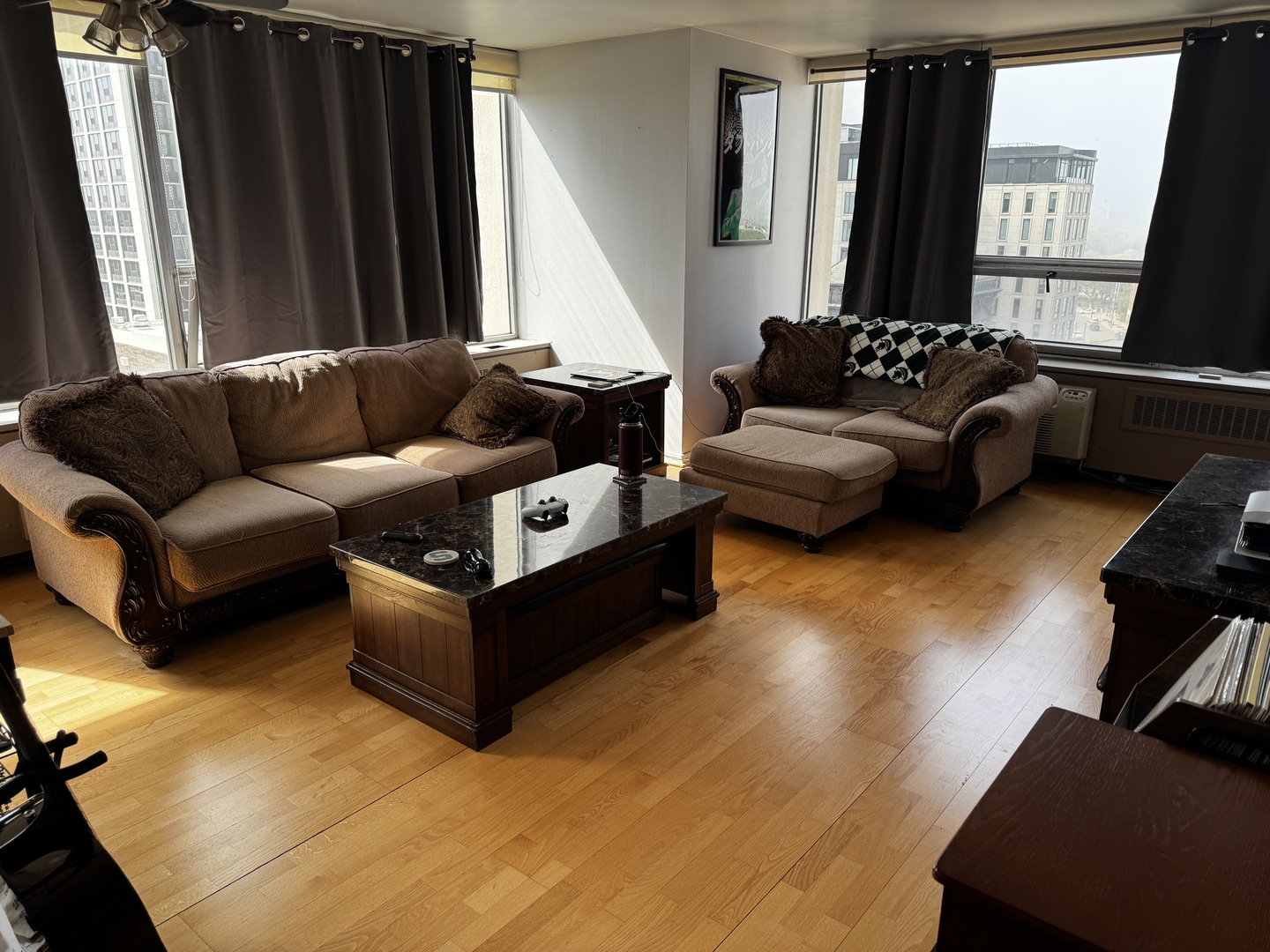 70 W Burton Place Unit: 1101