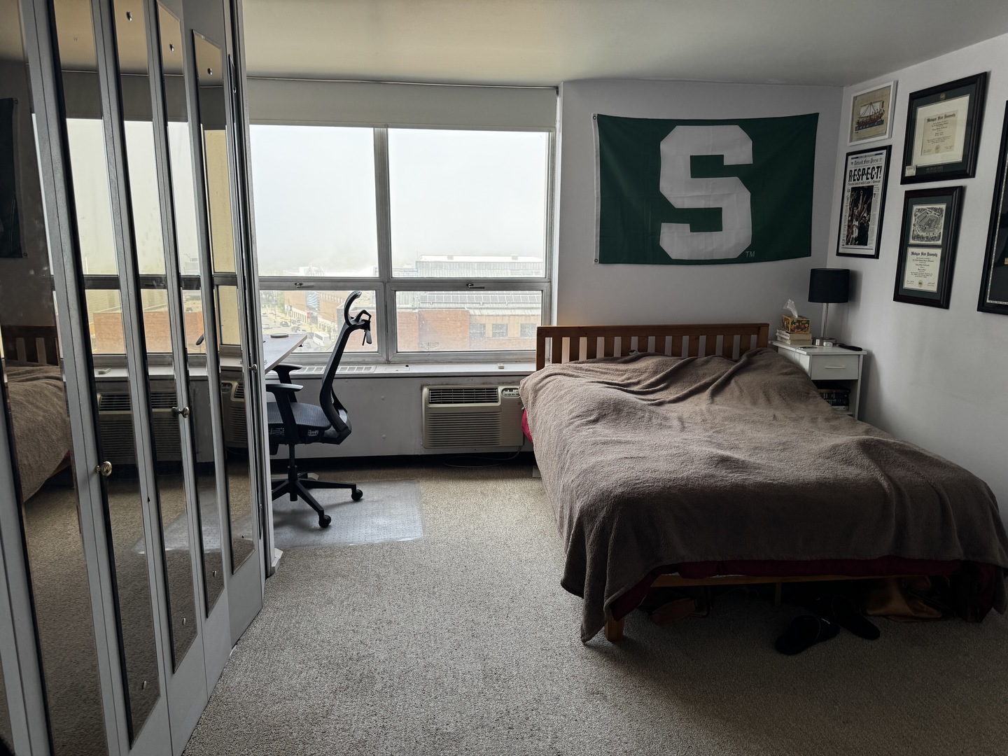 70 W Burton Place Unit: 1101