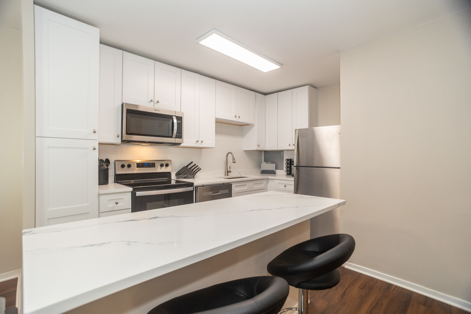 3900 N Lake Shore Drive Unit: 7G