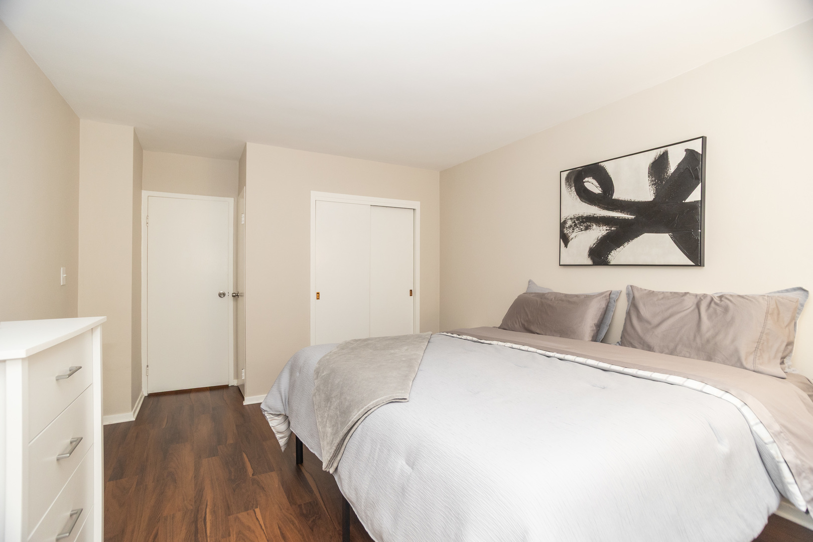 3900 N Lake Shore Drive Unit: 7G