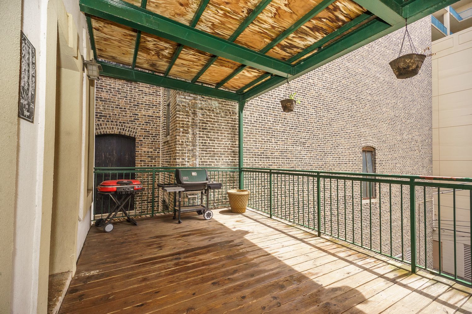 353 W Chicago Avenue Unit: 3E