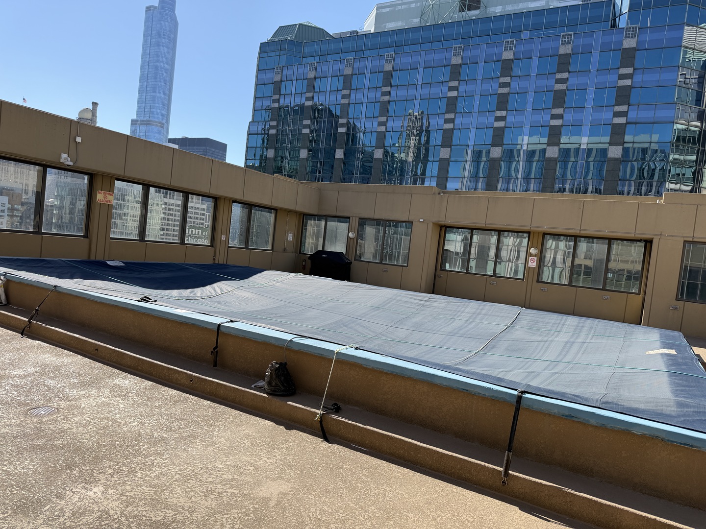 233 E Erie Street Unit: 2009