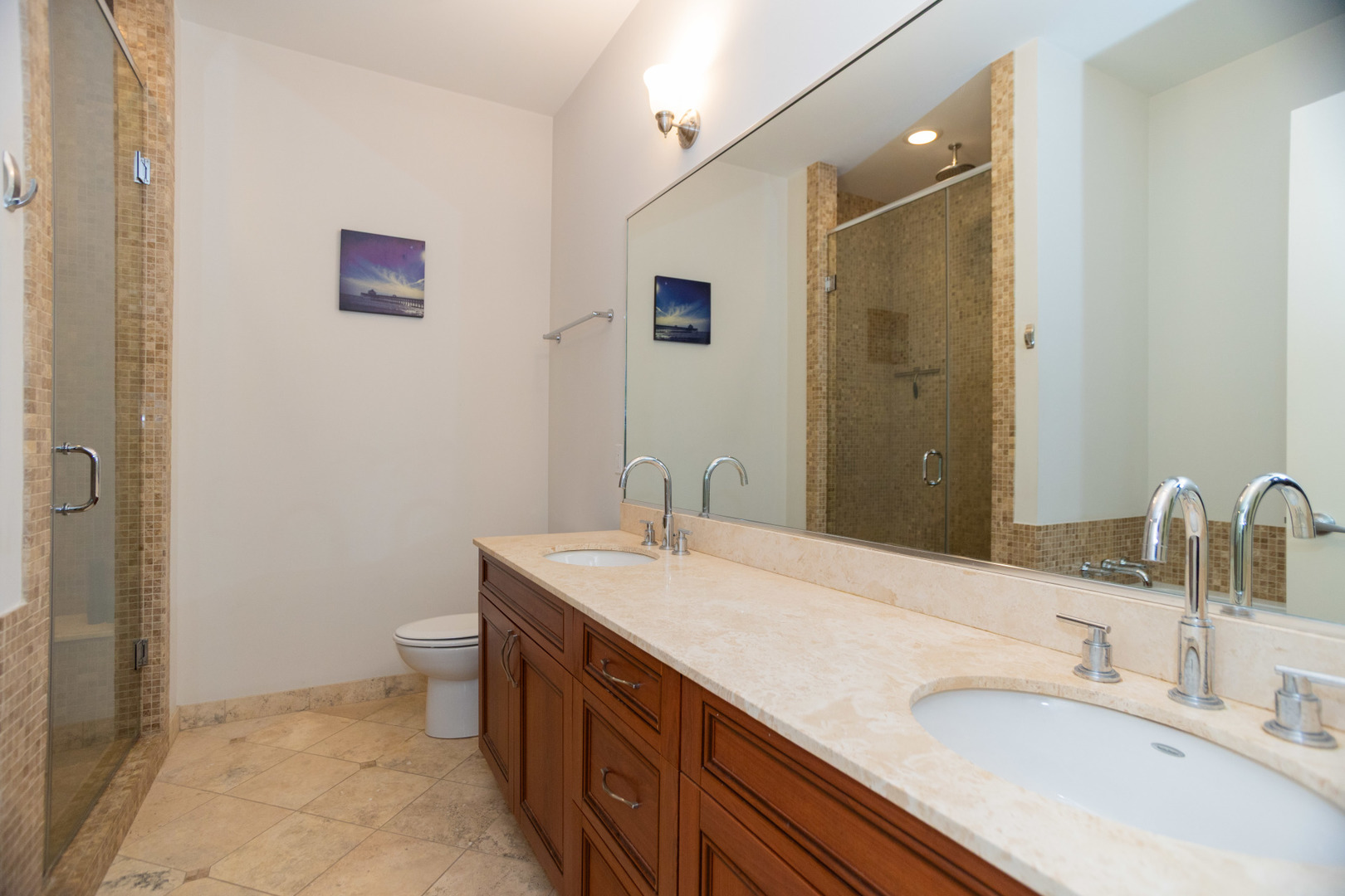 711 W GRAND Avenue Unit: 402