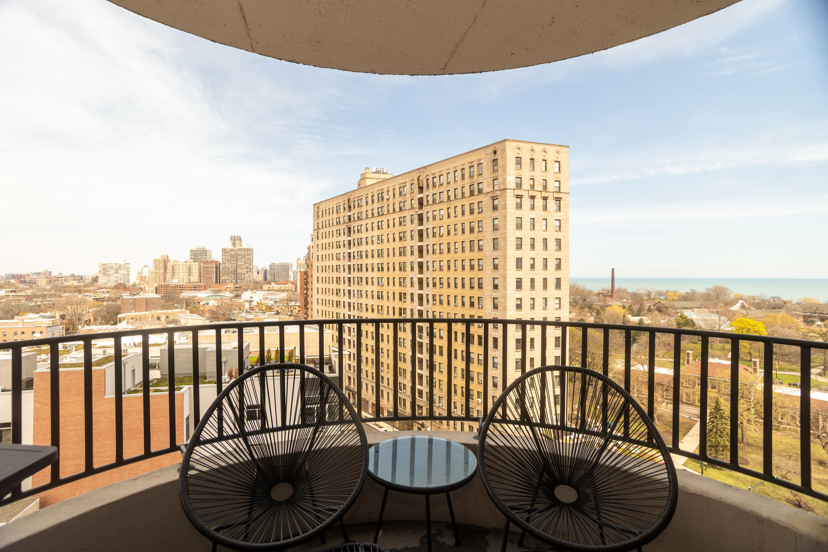 2020 N Lincoln Park West Unit: 11C