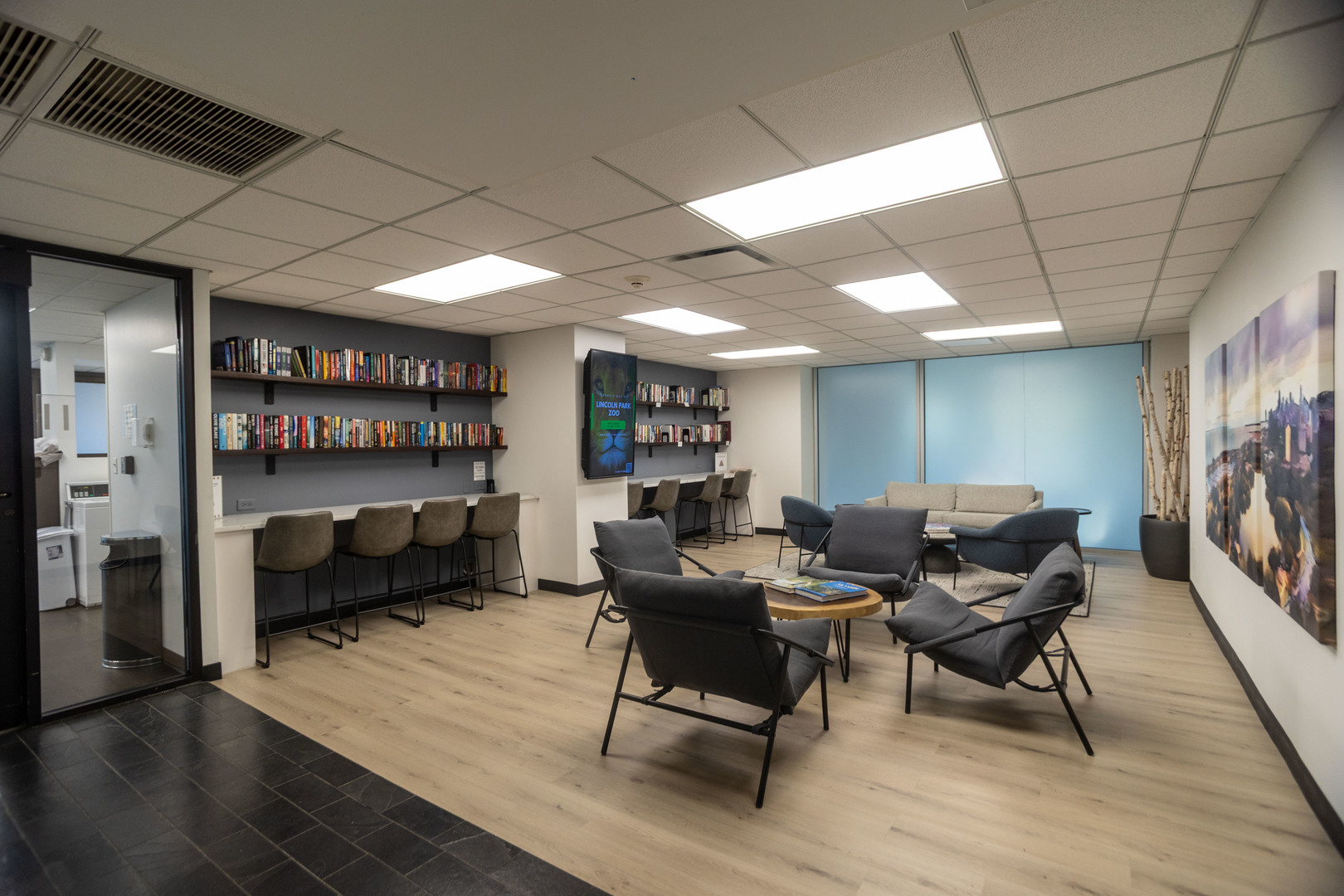 2020 N Lincoln Park West Unit: 11C