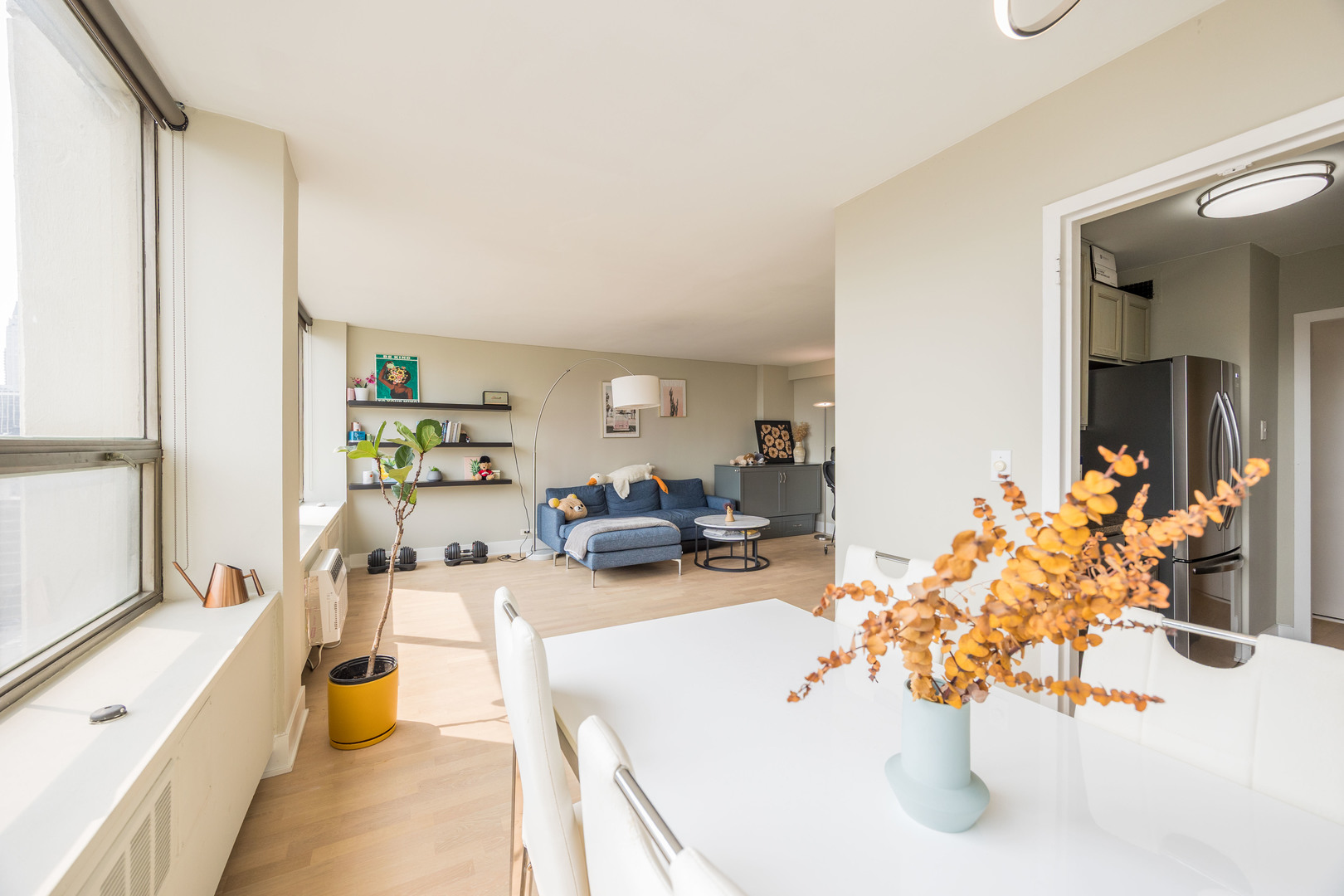 1355 N Sandburg Terrace Unit: 2206D