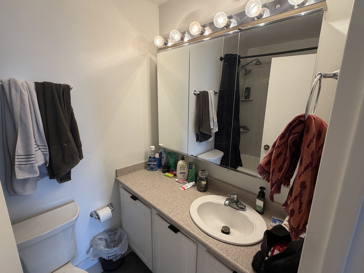 10 E Ontario Street Unit: 2012