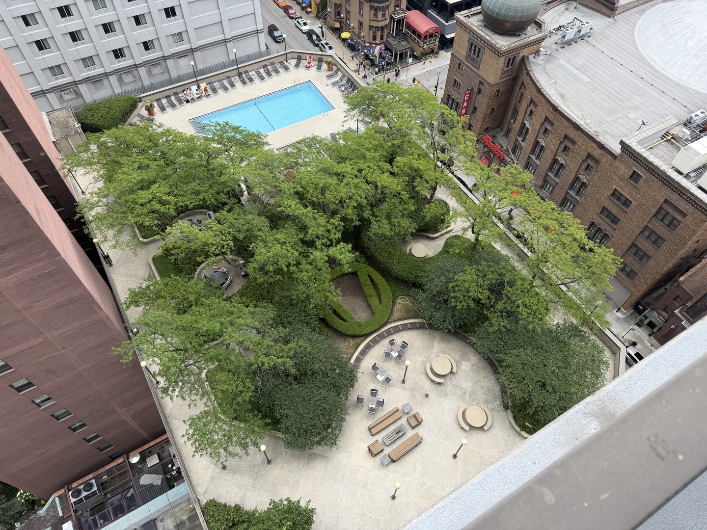 10 E Ontario Street Unit: 2012