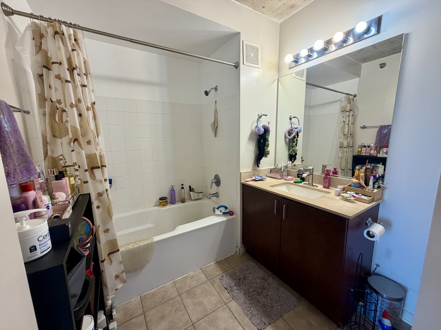 611 S Wells Street Unit: 2302