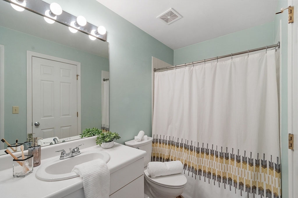 604 Gazebo Circle # 604