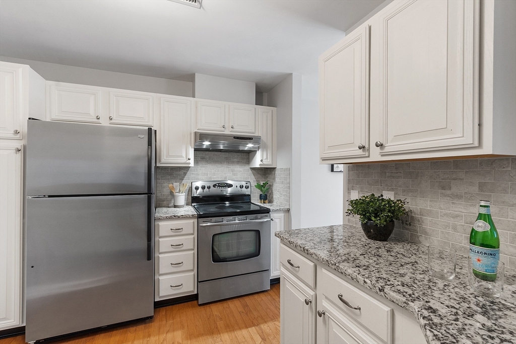 604 Gazebo Circle # 604