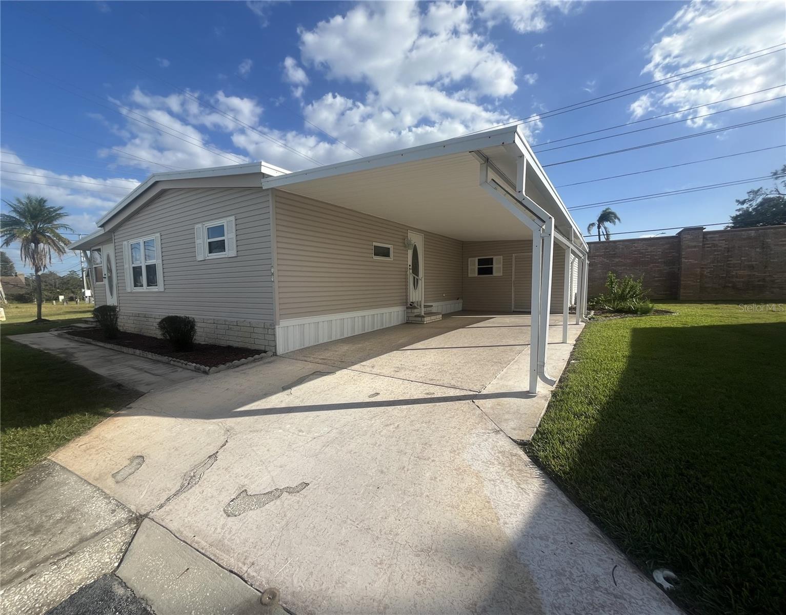 79 RED OAK DR