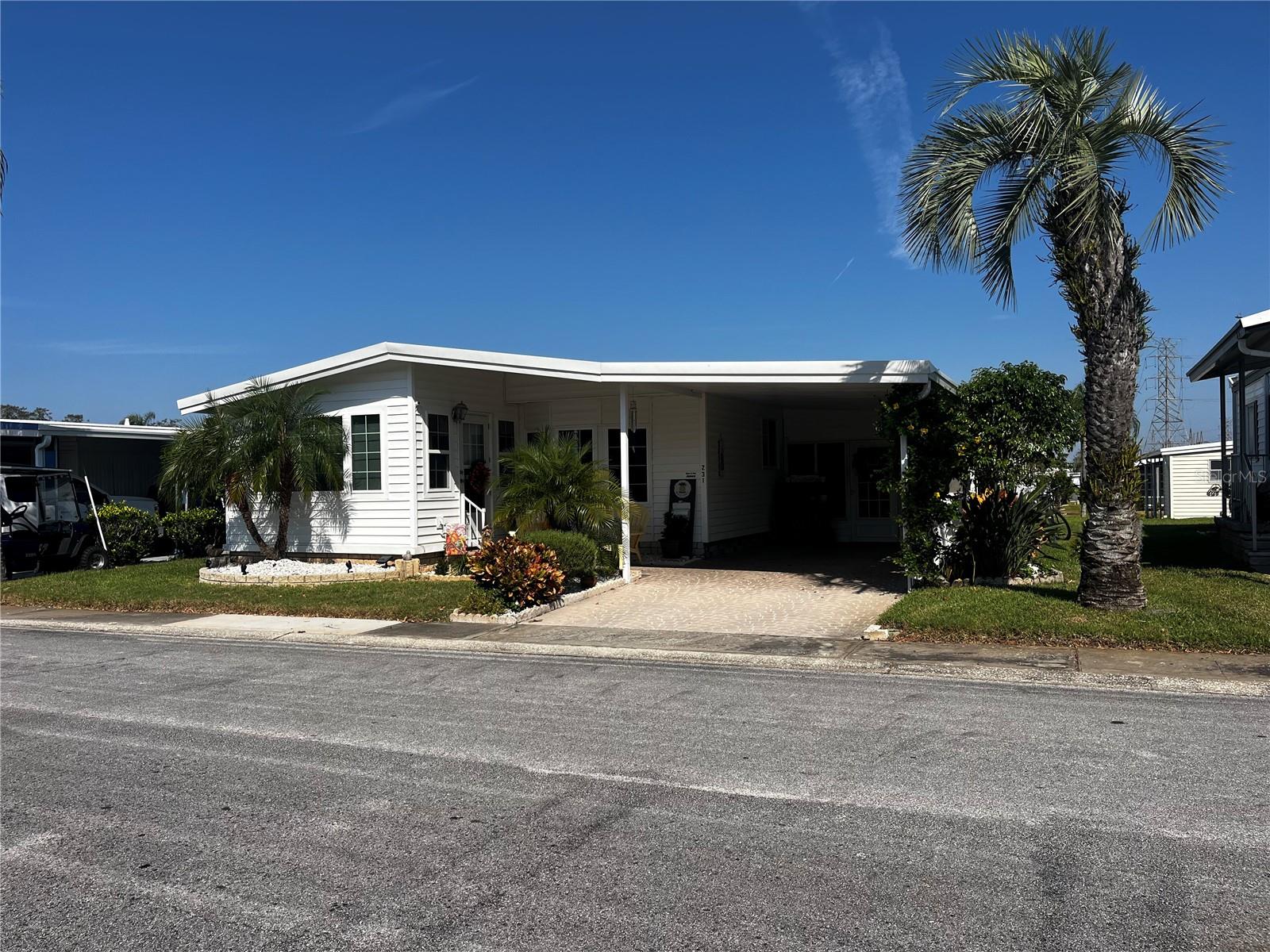 231 RED OAK DR