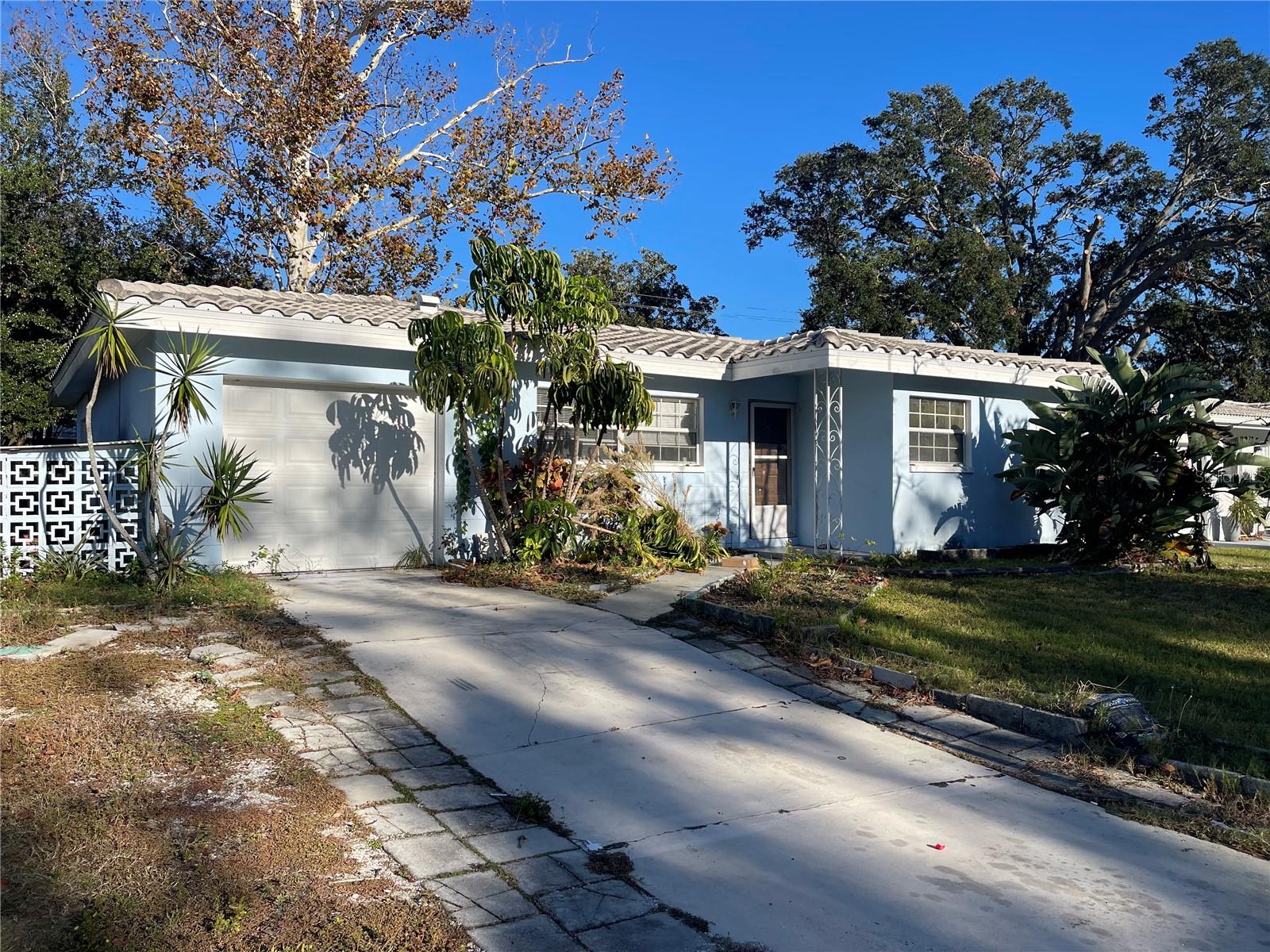 2330 INDIGO DR