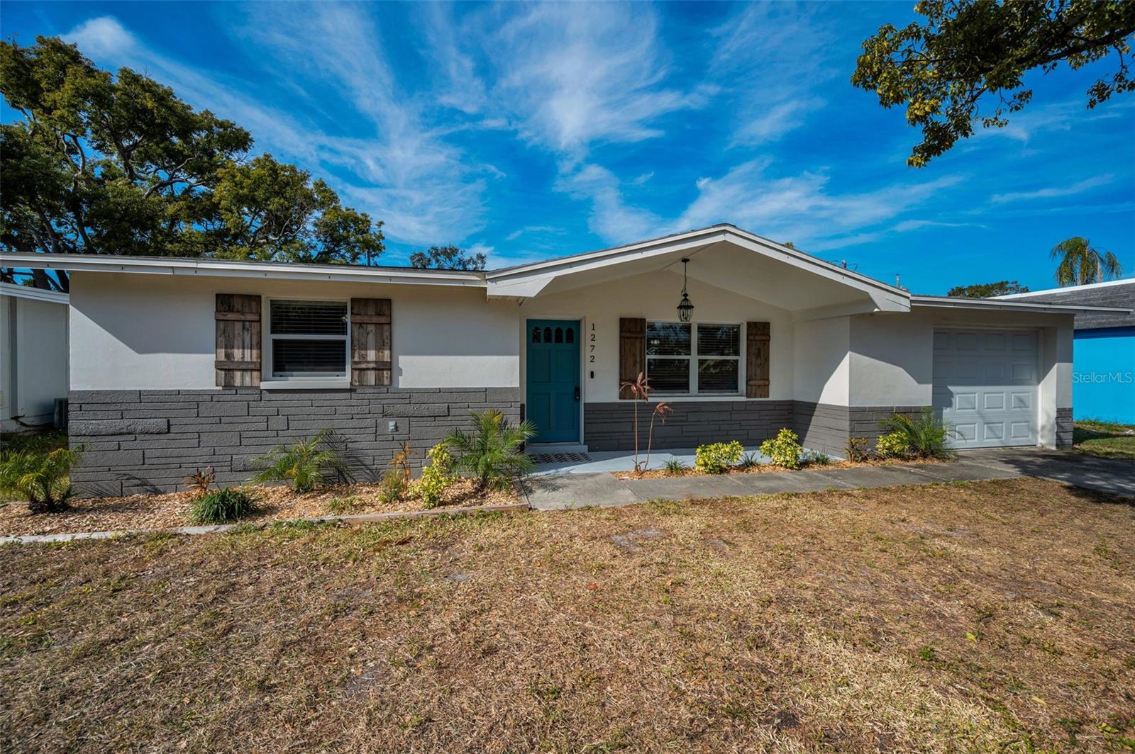 1272 LADY MARION LN