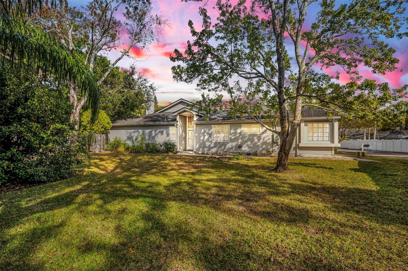 2458 BALBOA CT