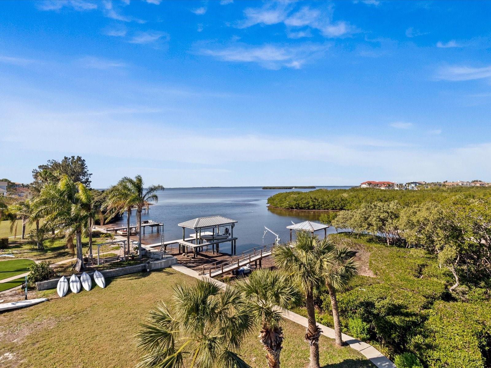 1614 SEA BREEZE DR