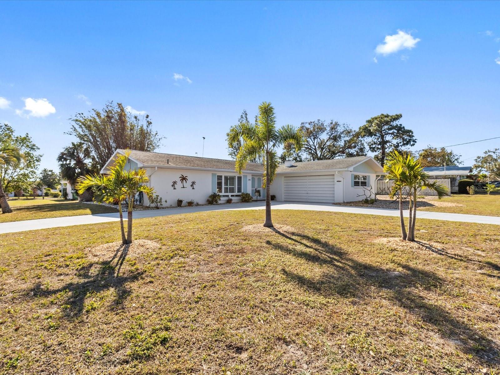 240 TIMBERLANE DR