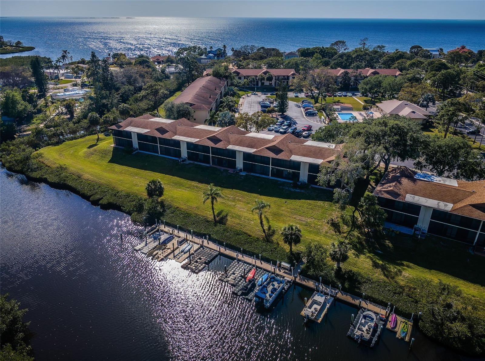 1686 SEASCAPE CIR