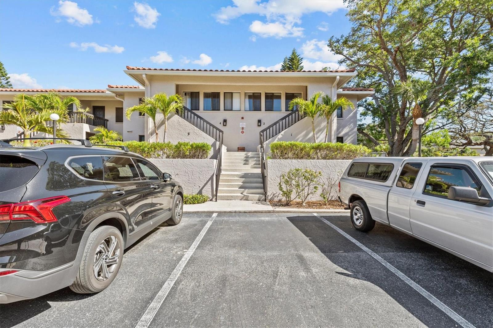 1800 MARINER DR #2