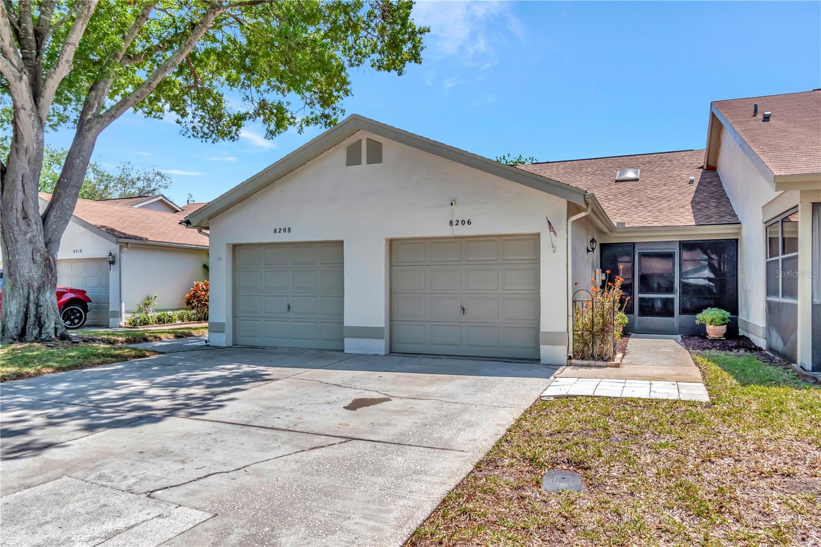 8206 LEAFY CT