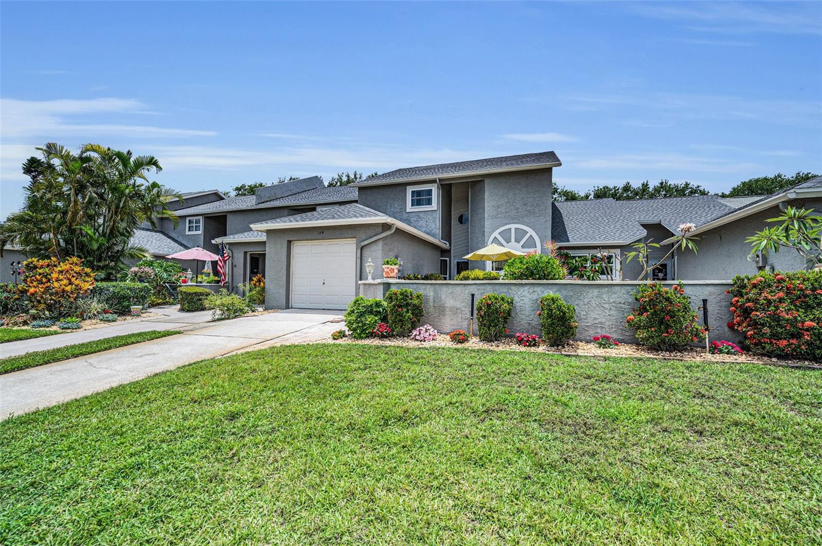 184 HUNTER CT