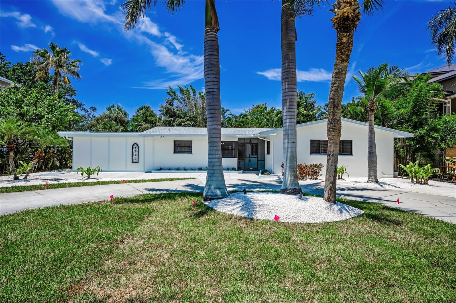 112 PETERSON LN