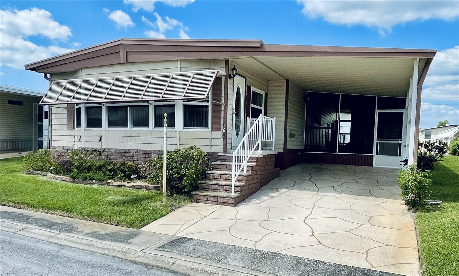 161 HICKORY GATE DR