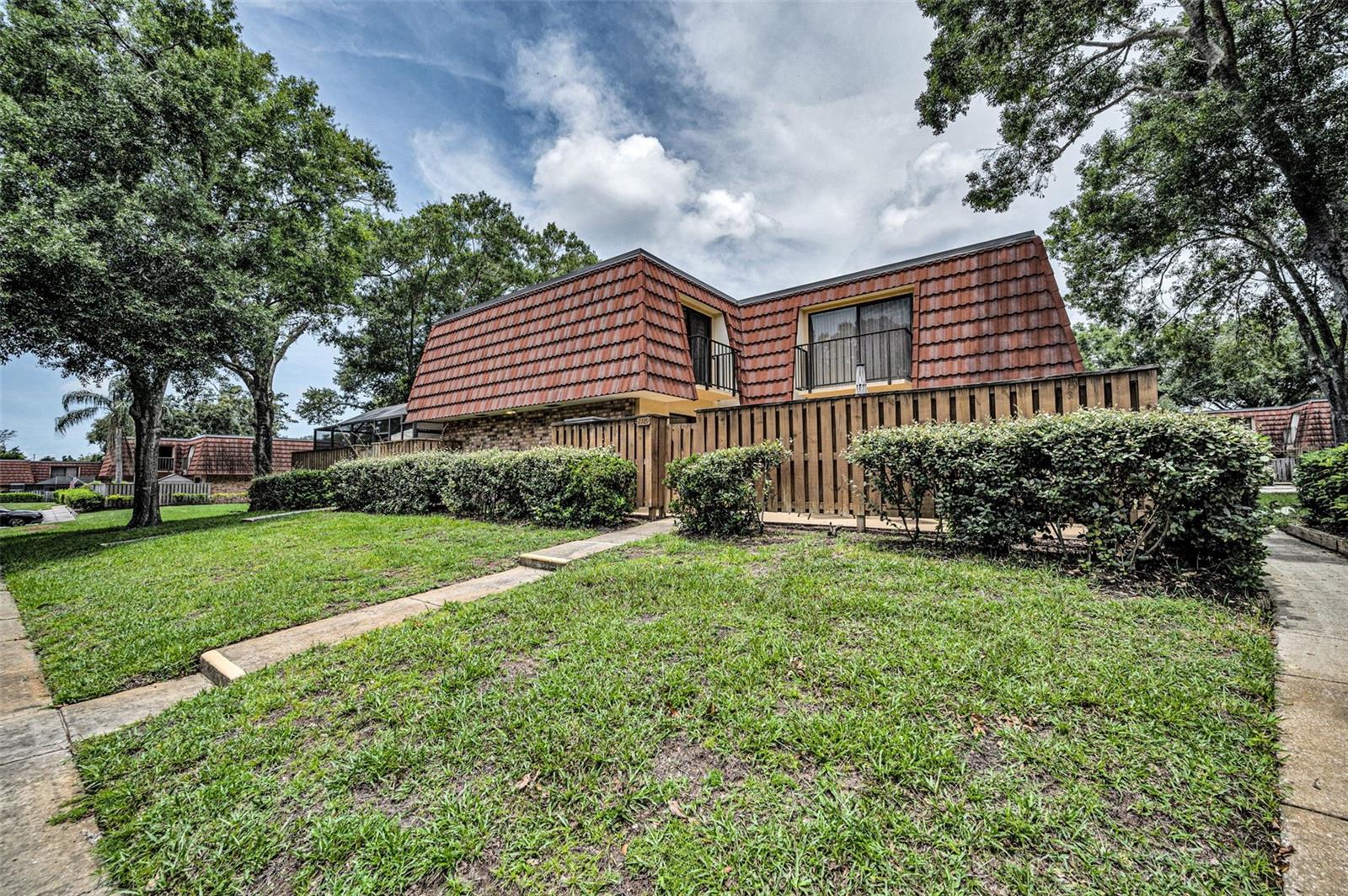 2725 5TH CT