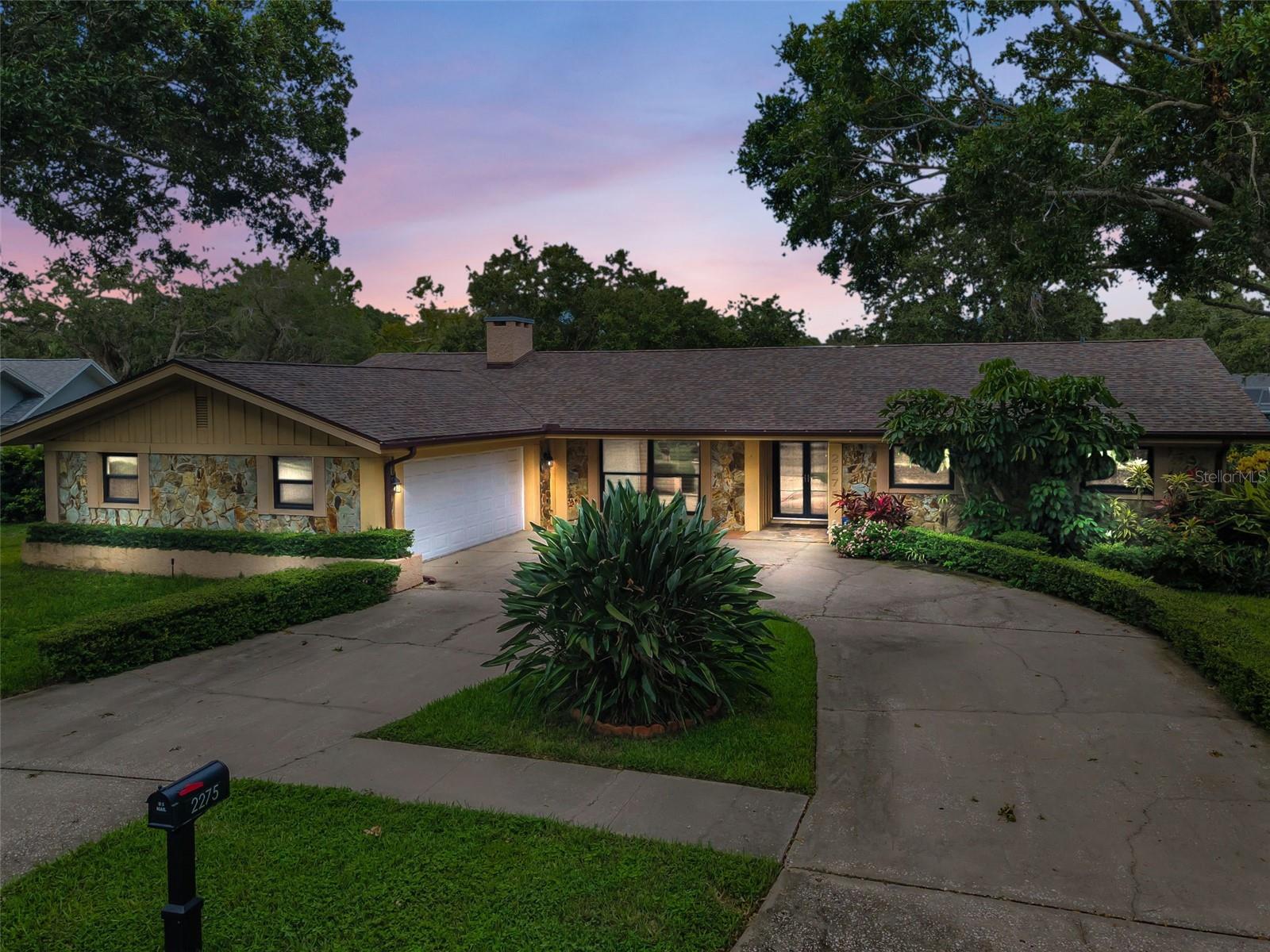 2275 WILLOWBROOK DR