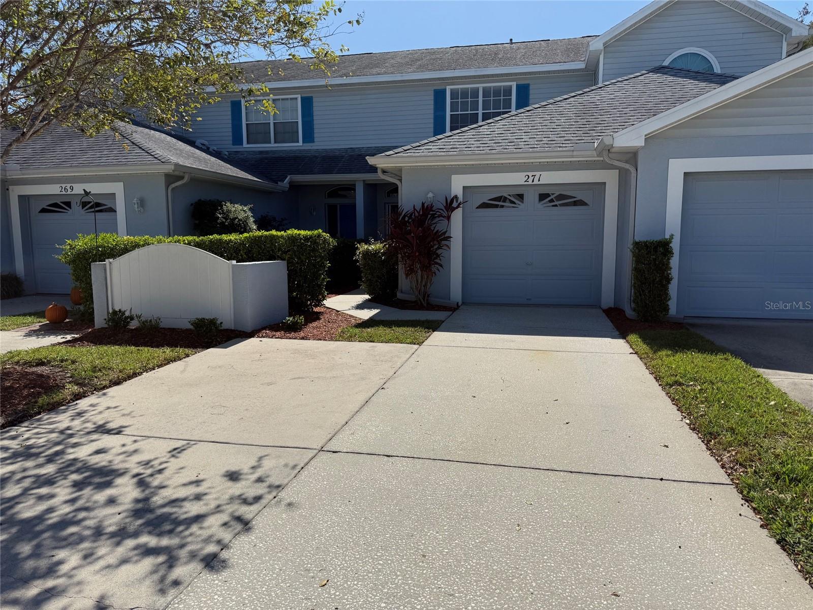 271 HEMINGWAY DR