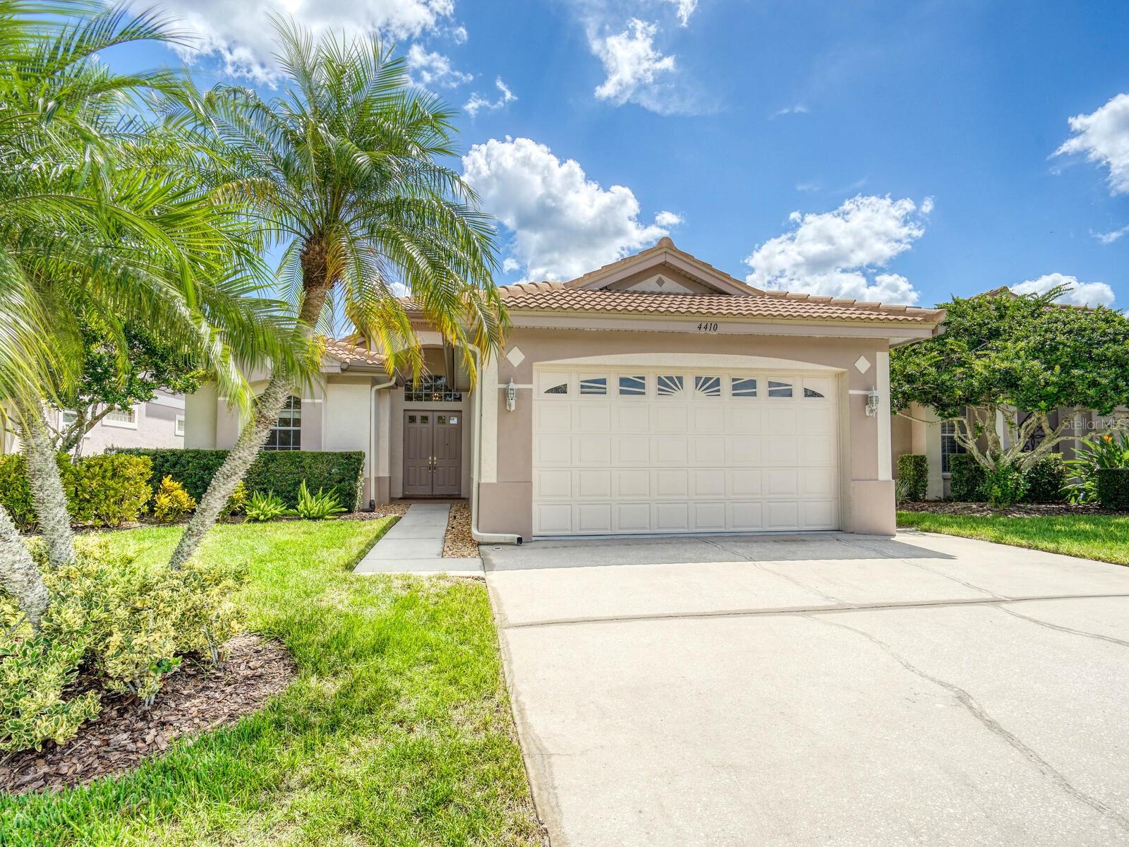4410 LIVE OAK BLVD
