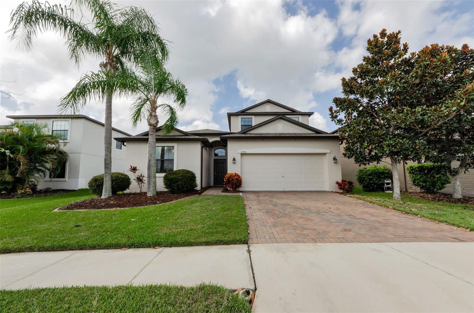 1193 LAWNVIEW TER